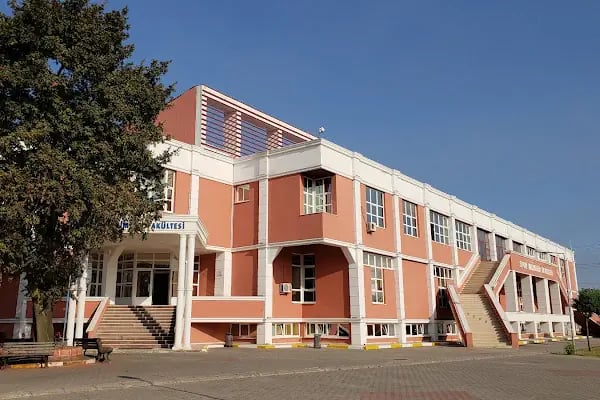 Sakarya Üniversitesi Spor Bilimleri Fakültesi - Resim 1