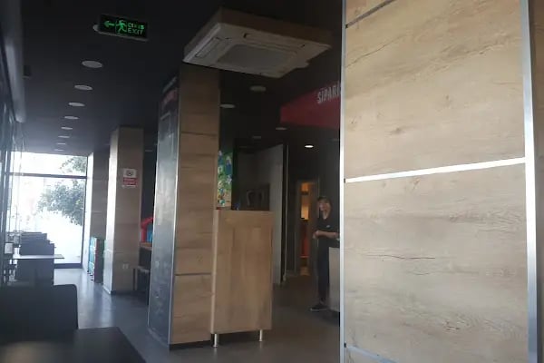 Dominos Pizza Ceyhan Şubesi - Resim 12