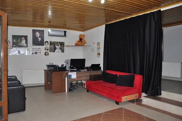 FOTO İMAJ Profesyonel Fotoğrafçılık Biyometrik-Pasaport-Vize-Kimlik-Vesikalık-Green Card - Avukat Cübbe - Fotoğraf Stüdyosu - Resim 11