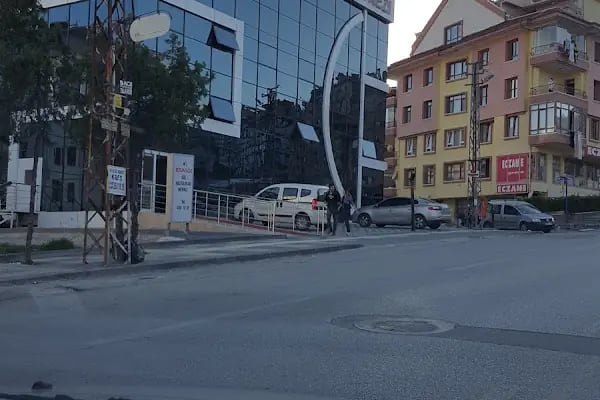 Era Göz Hastalıkları Merkezi Keçiören Şubesi - Resim 16
