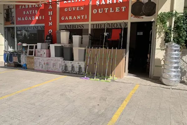 ŞAHİN OUTLET - Resim 10