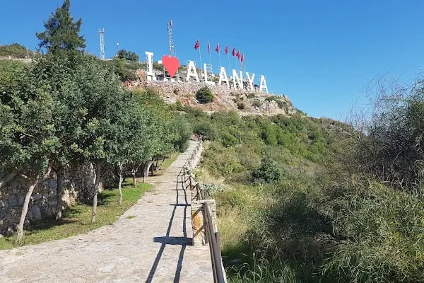 Hüsnü Yüksek Çocuk Parkı - Resim 12