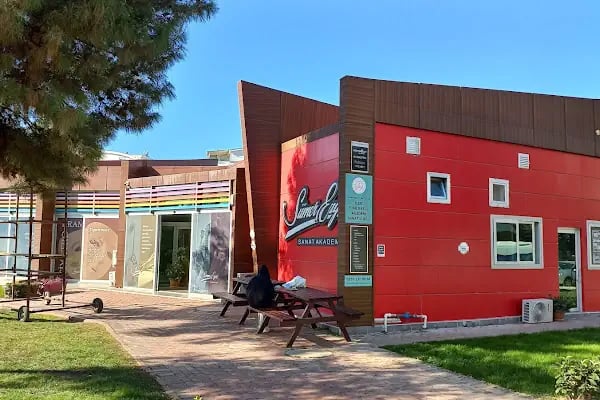 Sümer Ezgü Sanat Akademisi - Resim 20