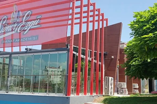 Sümer Ezgü Sanat Akademisi - Resim 7