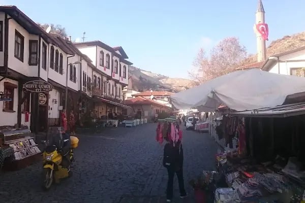 Hüseyin Nihal Atsız Parkı - Resim 3