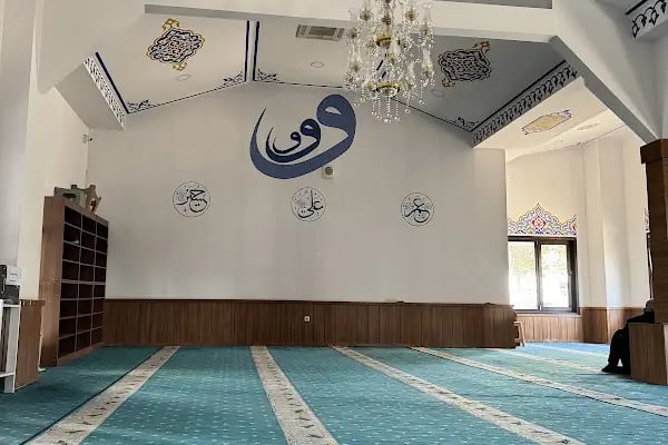 Hacı Hüseyin Efendi Cami - Resim 19