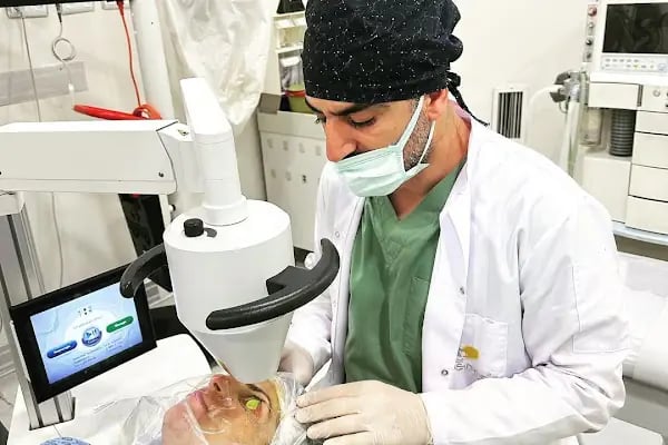 Diyarbakır Göz Doktoru Op. Dr. Fikret Ünal - Resim 2