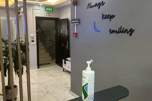 DENT 01 ÇENE CERRAHİSİ UZM. DR. Sadi Coşkun KANAL TEDAVİ UZMANI Uzm. Dr. Nihan Nazsız ve DİŞ HEKİMİ Görkem Güzel - Resim 12
