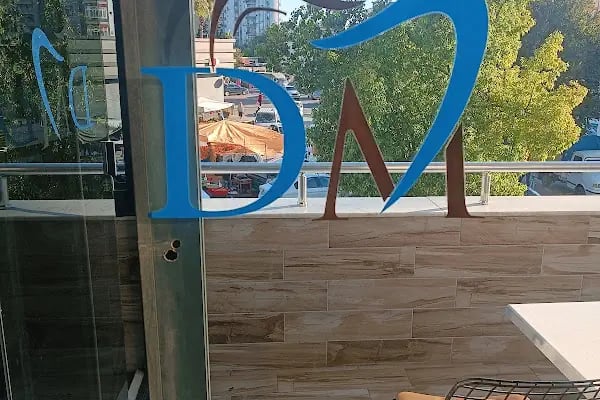 DENT 01 ÇENE CERRAHİSİ UZM. DR. Sadi Coşkun KANAL TEDAVİ UZMANI Uzm. Dr. Nihan Nazsız ve DİŞ HEKİMİ Görkem Güzel - Resim 13