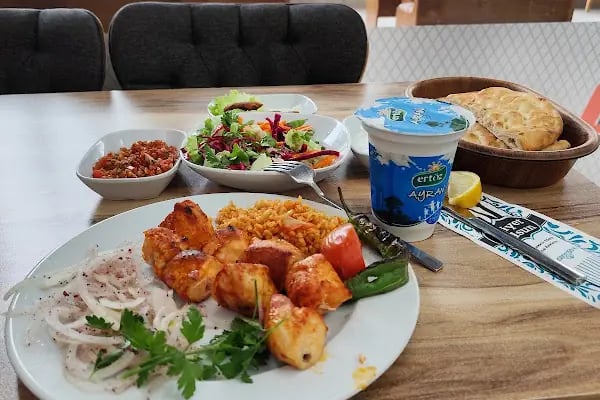 Altınova Pide Kebap Salonu - Resim 7