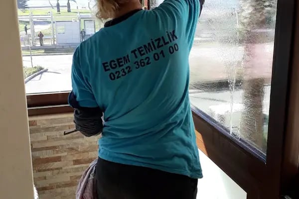 Karşıyaka Ev Temizlik Şirketi - Resim 3
