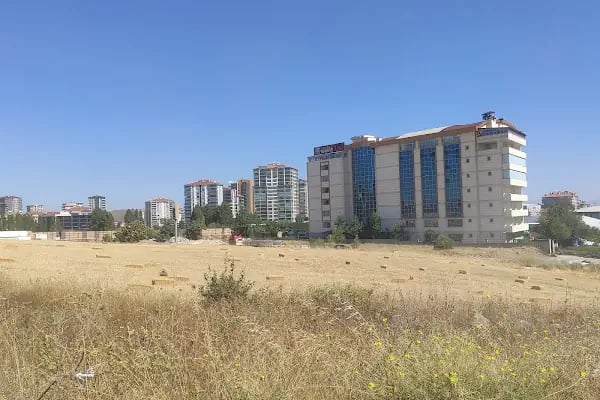 Yükselen Koleji - Zirve Yerleşkesi - Resim 4
