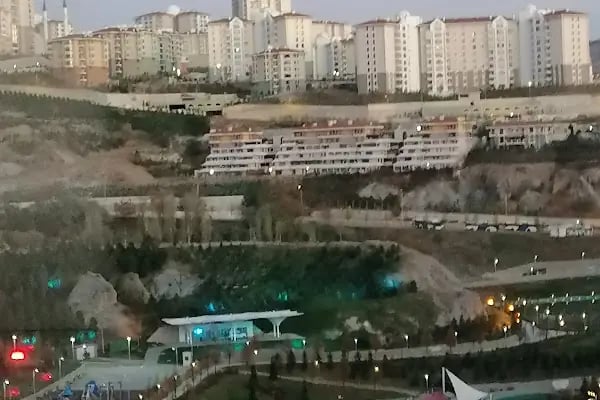 Yükselen Koleji - Zirve Yerleşkesi - Resim 10