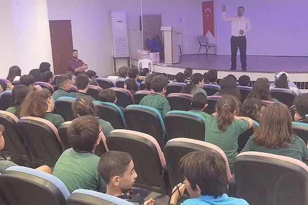 Ahmet Tuncer İlköğretim Okulu - Resim 4