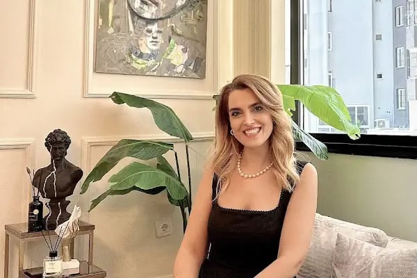 Ortodontist Dr. Emel Engin Çakıroğlu -EEC Smile Clinic - Resim 5