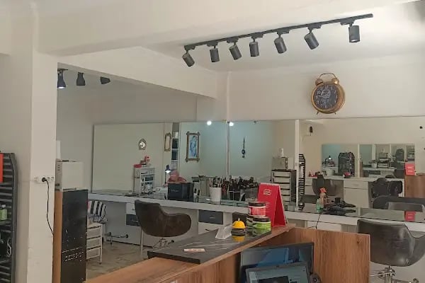 Kuaförüm Derya Güzellik Bakım Merkezi Turgutreis - Resim 15