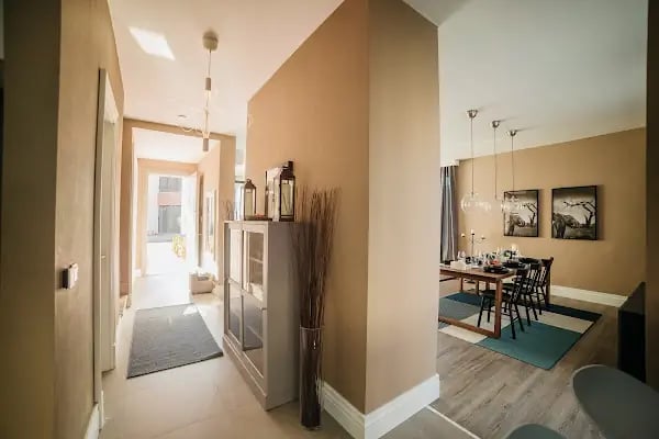 Palm City Modern - Resim 10