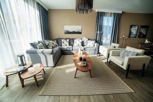 Palm City Modern - Resim 6