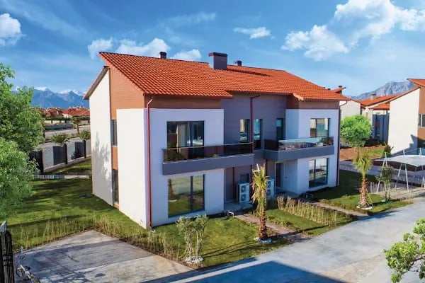 Palm City Modern - Resim 5