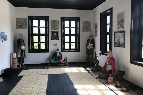 Hayme Ana Türbesi - Resim 8