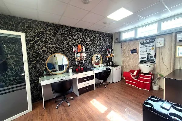 Alisyeso hair &amp; make up studio - Resim 1