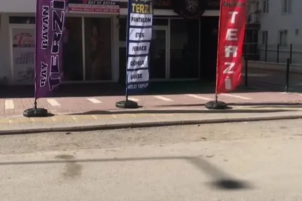 Ecrin Karapürçek Bay - Bayan Terzisi - Resim 2