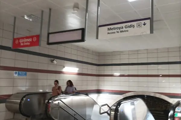 Ümraniye Metro İstasyonu - Resim 15