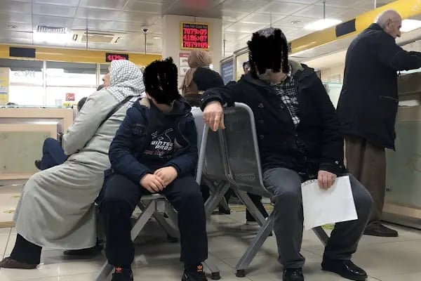 Yenibosna Merkez Postane PTT - Resim 9