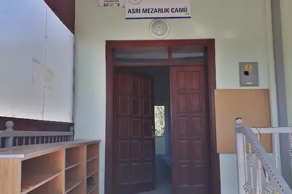 Asri Mezarlık Camii - Resim 9