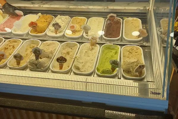 Göynüklü Ömer Usta Dondurmaları Serdivan - Resim 7