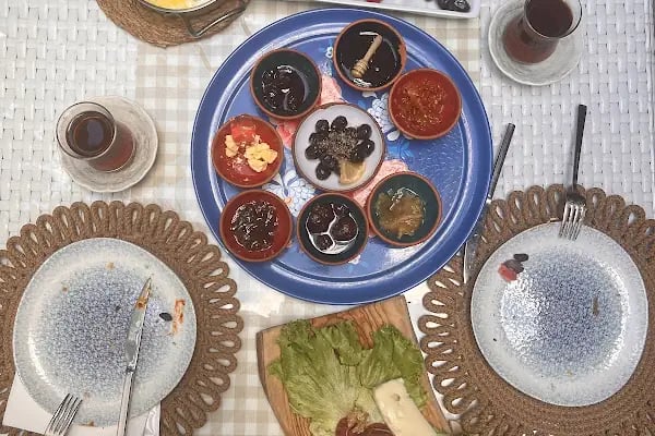Ece Suites Büyükada - Resim 12