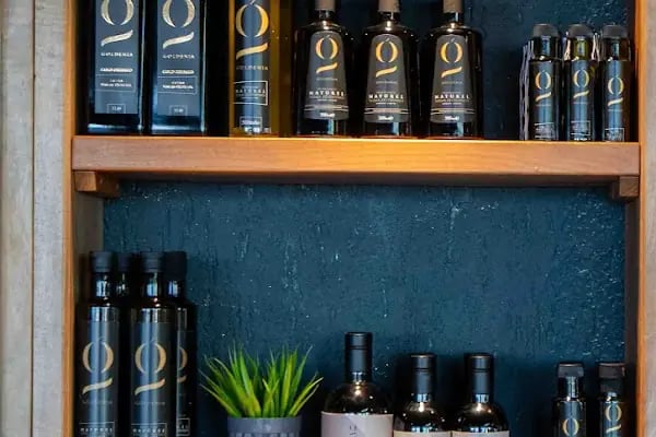 Goldenia Zeytinyağı Fabrika Satış Mağazası - Resim 5