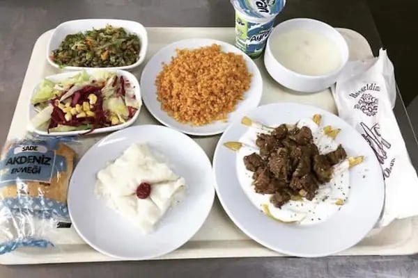 Karakaş Catering Toplu Yemek Üretim Hizmetleri LTD ŞTİ - Resim 1