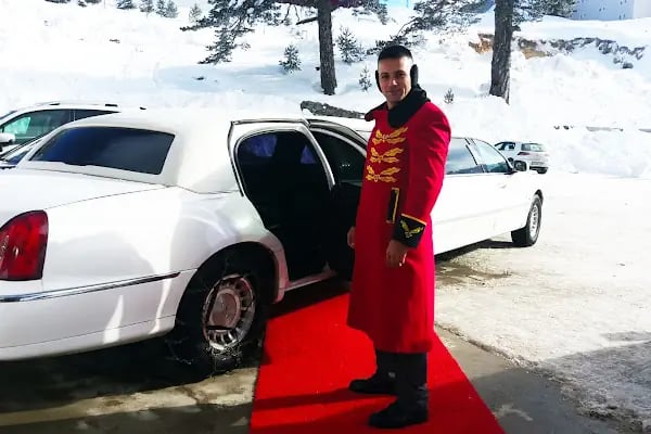 Şöförlü Araç Kiralama - Resim 6