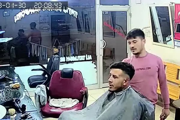 Tatlı erkek kuaförü - Resim 15