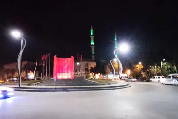 Metin Özmen Cami - Resim 5
