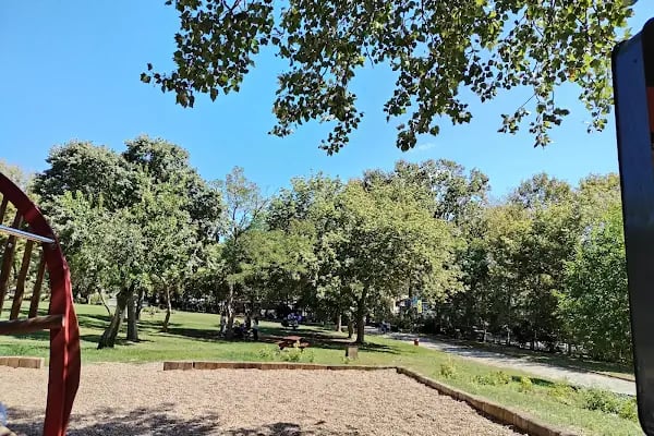 Florya Atatürk ormanı mazhar diker kapısı - Resim 5
