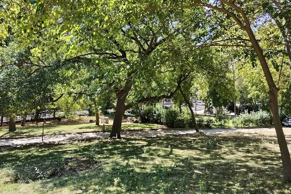 Florya Atatürk ormanı mazhar diker kapısı - Resim 4