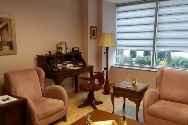 Uzm. Dr. Deniz KARAYÜN Muayenehanesi - Psikiyatrist / Psikoterapist - Resim 4