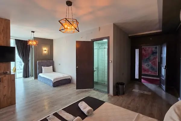 WeNirvana Suit Otel - Resim 7