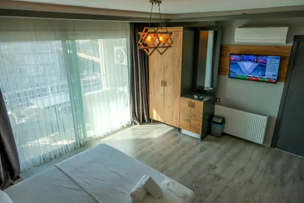 WeNirvana Suit Otel - Resim 20
