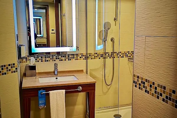 Hampton by Hilton Istanbul Kayasehir - Resim 17