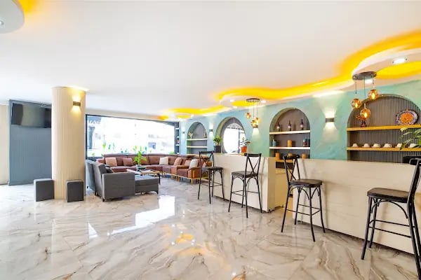 Blue Marina Hotel - Resim 4