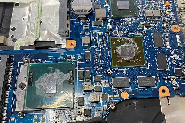 İzmir Notebook Tamiri Tab-Servis Uğur Okka - Resim 3