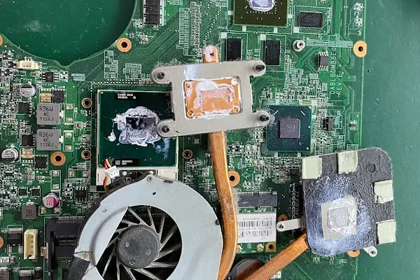 İzmir Notebook Tamiri Tab-Servis Uğur Okka - Resim 5