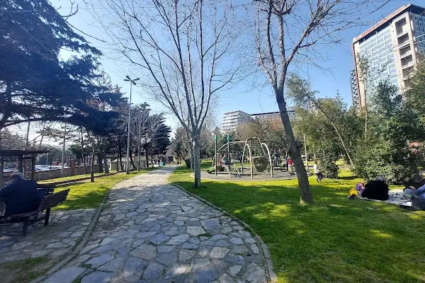 Bahçelievler Belediyesi Şehir Korusu - Resim 2