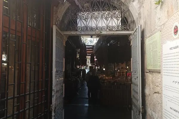 Hacı Nasır Cami - Resim 11