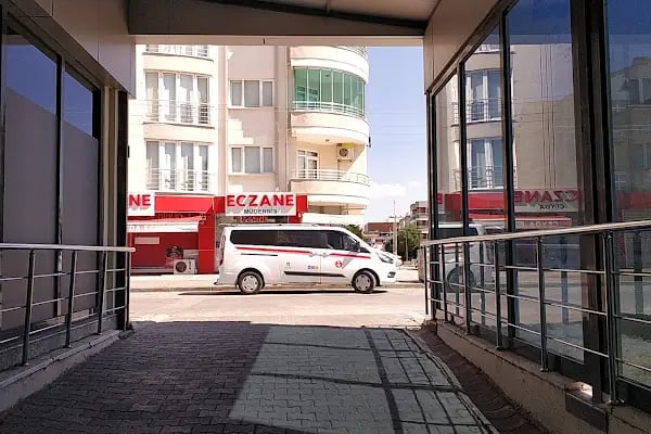 Özel Nev Balıkesir Hastanesi Otoparkı - Resim 4
