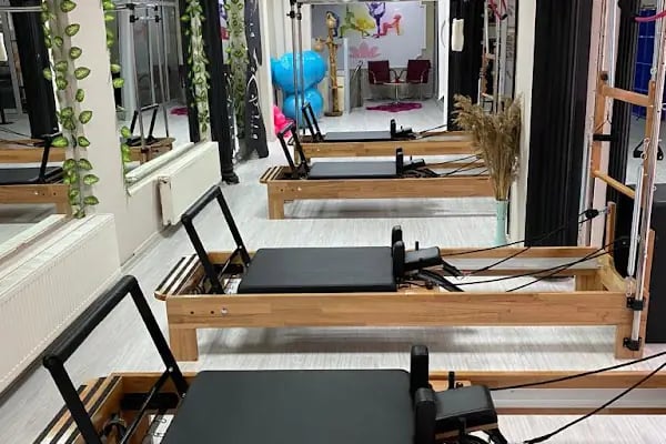 Çağlar Pilates Studıo - Resim 16