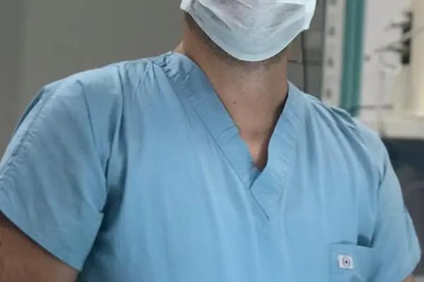 Op. Dr. Okay Pırtı - Resim 3